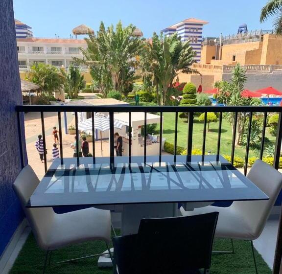 آپارتمان 1 خوابه با چشم‌انداز استخر, بورتو مارينا شقق فندقية