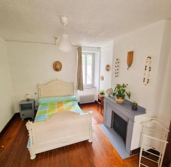 ファミリールーム, Auberge Du Crabère