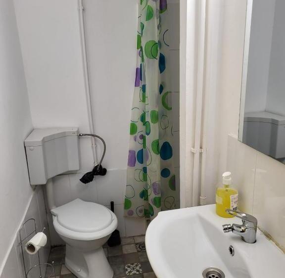 اتاق اکونومی, Gara De Nord Banat 4 You