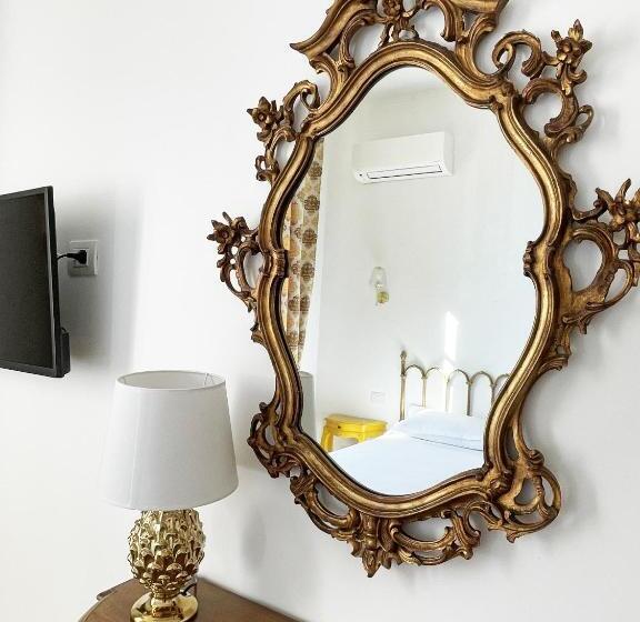 اتاق استاندارد سه نفره, B&b Isola Messina