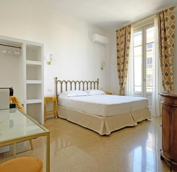 اتاق استاندارد سه نفره, B&b Isola Messina