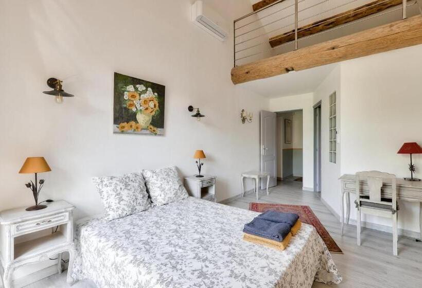 غرفة قياسية مطلّة علي الحديقة, Mas De La Souvine