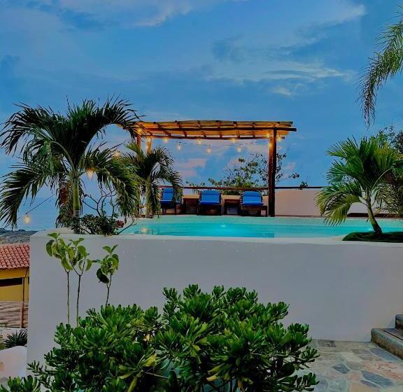 חדר דלוקס לארבעה, Boutique Casa La Malagueña