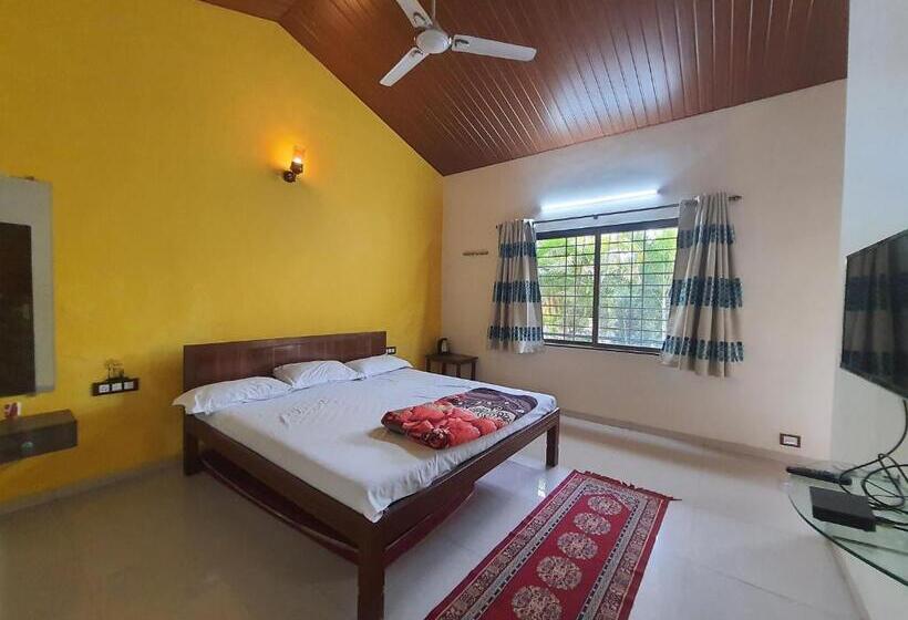 Стандартный Номер Кровать Кинг, Saifarm Resort Lonavala