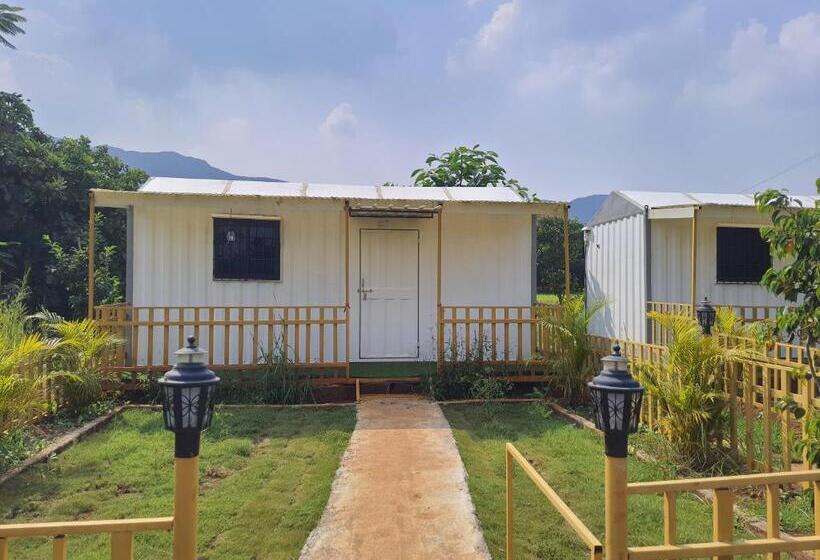 Номер Стандарт, Saifarm Resort Lonavala