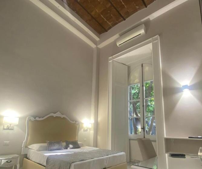 اتاق استاندارد با تخت بزرگ, Miluar Luxury B&b   Vanvitelli