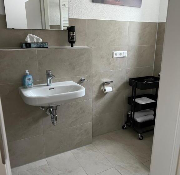 Студио Стандарт с Балконом, New Age Boardinghaus Bad Wimpfen