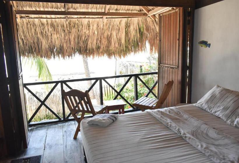 חדר דלוקס עם מרפסת נוף לים, Palenque Beach House