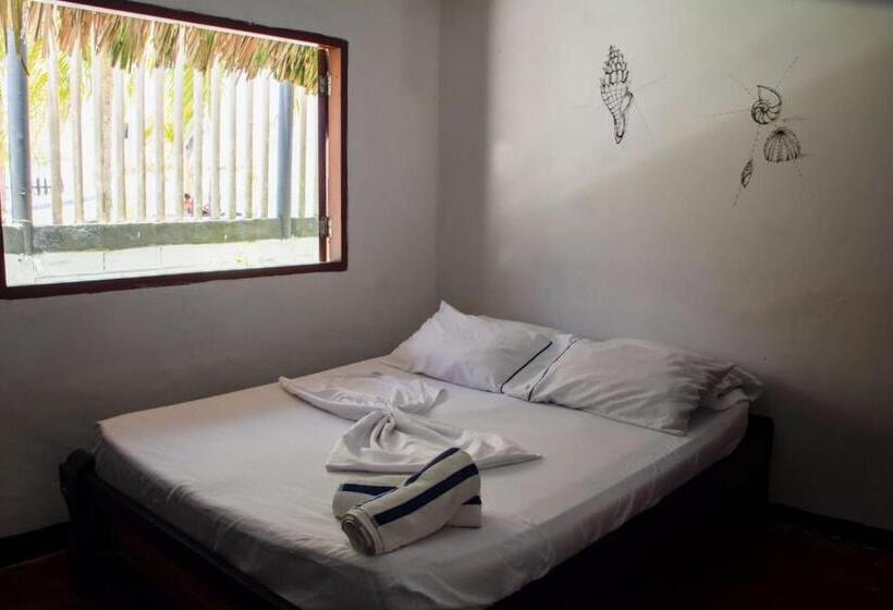 חדר משפחתי, Palenque Beach House