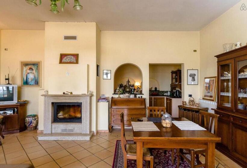 غرفة قياسية, Room In Villa   Hillside Room With Garden And Sea View