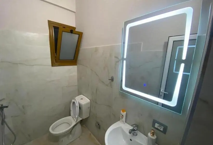 اتاق لوکس سه تخته, Serene Stay 2