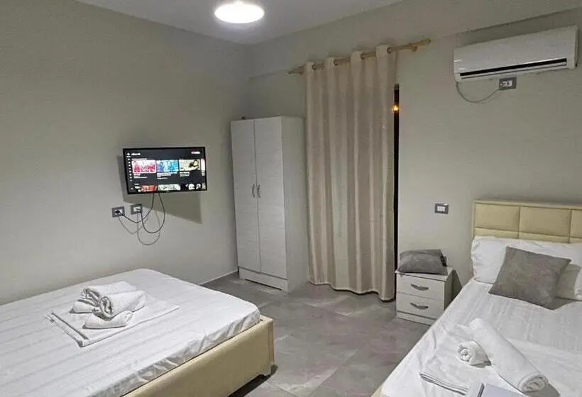 اتاق لوکس سه تخته, Serene Stay 2