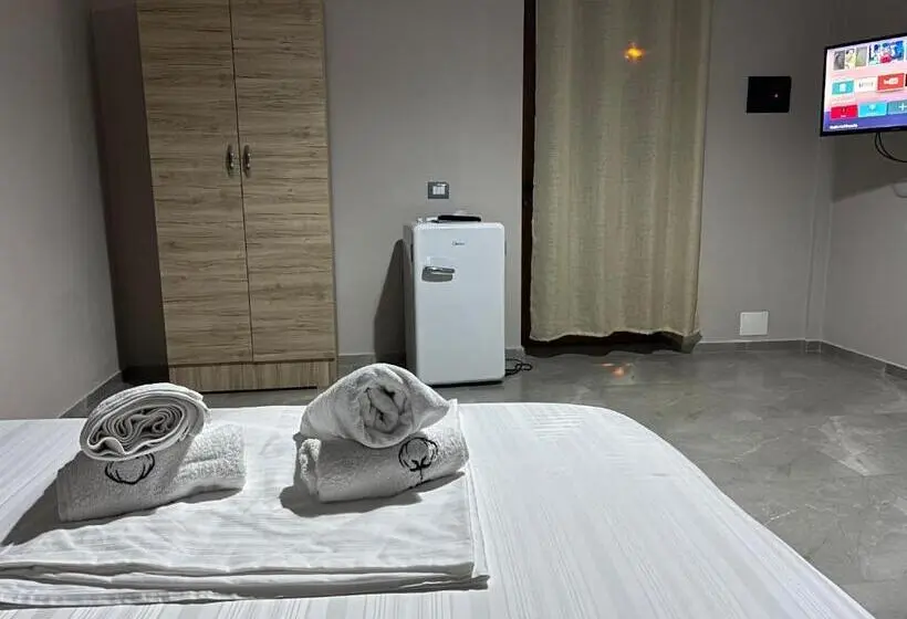 اتاق استاندارد با چشم‌انداز باغ, Serene Stay 2