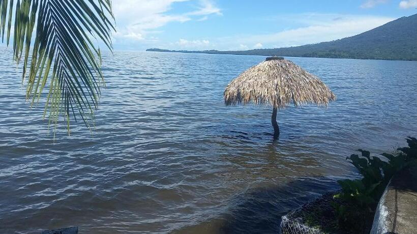 غرفة قياسية, Exotic Island Lodge