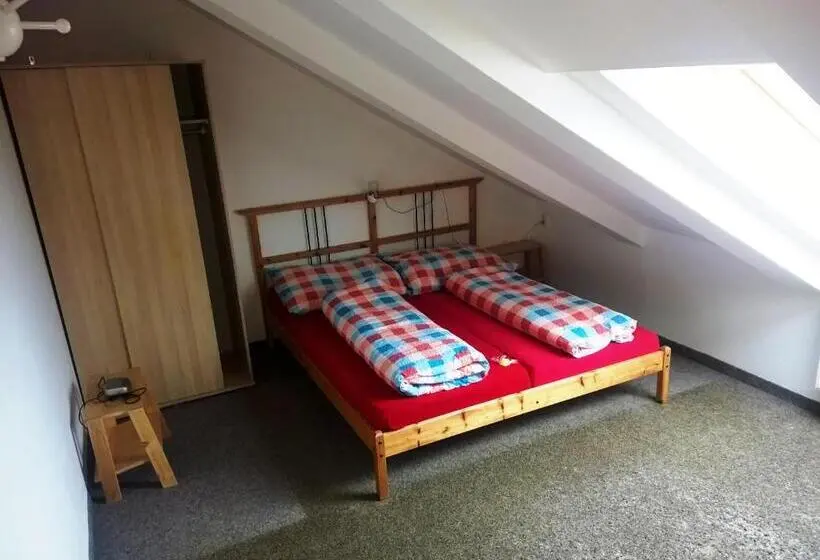Standard Kolmen Hengen Huone, Pension čáda