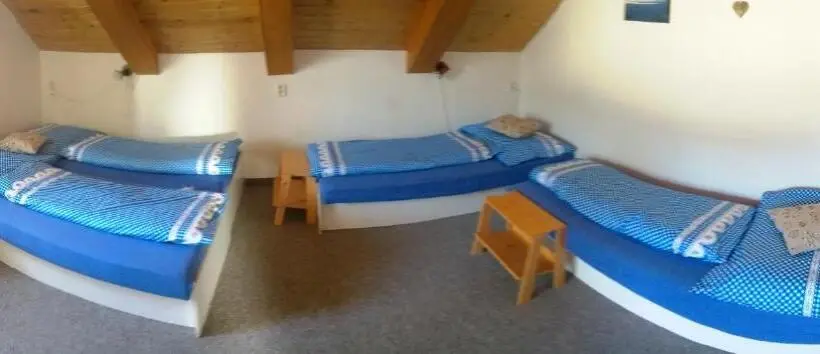 Standard Neljän Hengen Huone, Pension čáda