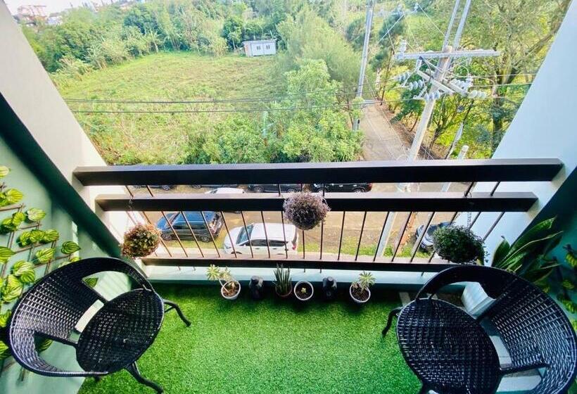 标准工作室带阳台, Pine Suites Tagaytay Studio Condo With Balcony
