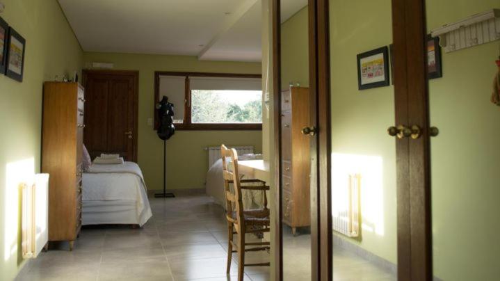 اتاق استاندارد سه تخته با بالکن, Hosteria Casa De Paula