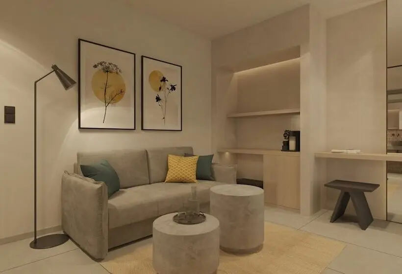 Suite, Opal Paros