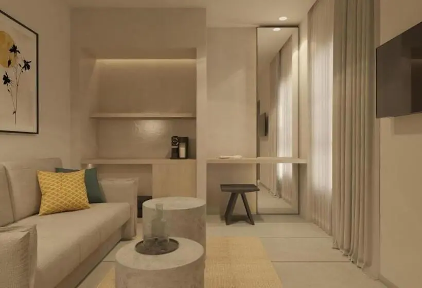 Suite, Opal Paros