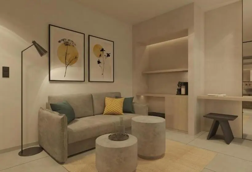 Suite, Opal Paros
