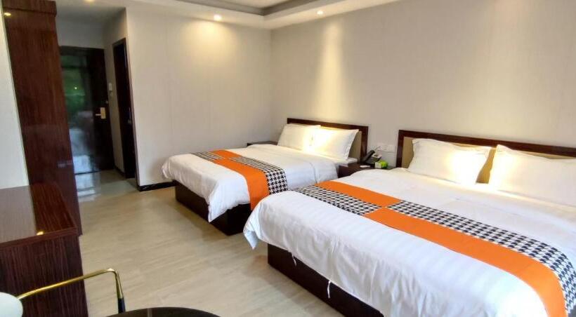 اتاق لوکس خانوادگی, Sky Garden