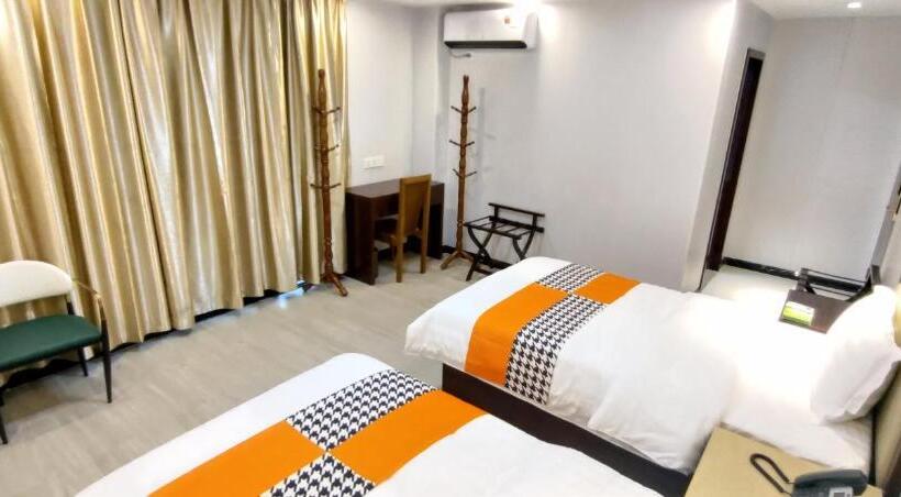 اتاق خانوادگی, Sky Garden