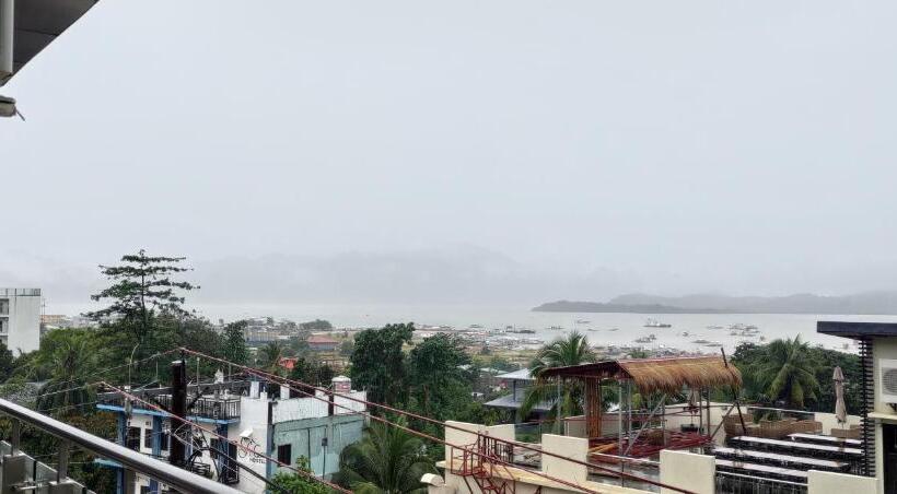 اتاق لوکس با بالکن, Sky Garden