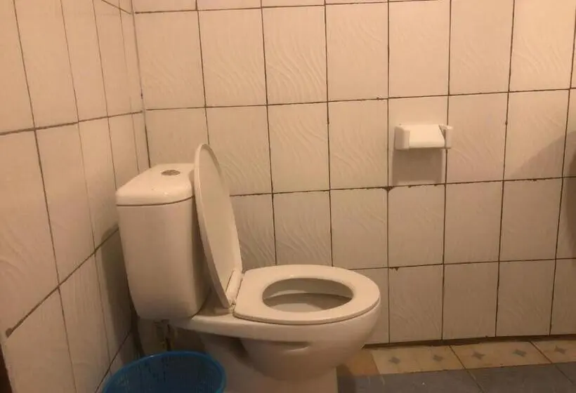 اتاق اکونومی یک تخته, Zion Inn