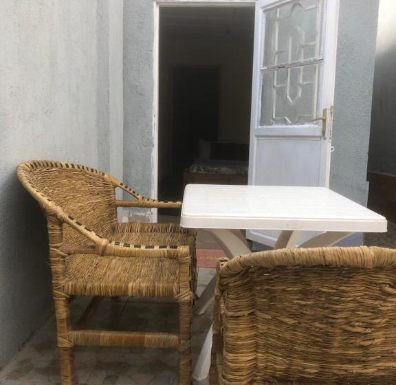 Economy Éénpersoonskamer, Zion Inn