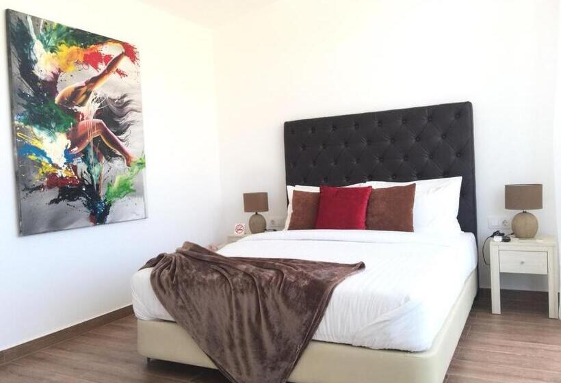 Chambre Standard Vue Mer avec Balcon, Lali S House