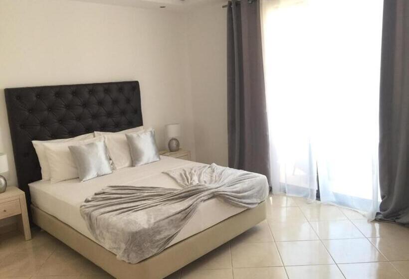 Chambre Standard avec Balcon, Lali S House