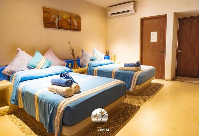 غرفة قياسية مطلّة علي حمام السباحة, Bella Vista