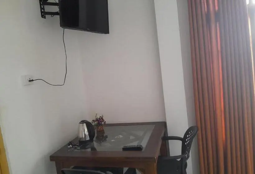 اتاق لوکس با تخت بزرگ, Creek View Inn