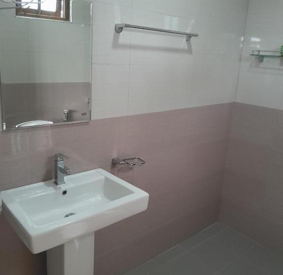 חדר סופריור עם מיטת קינג, Creek View Inn