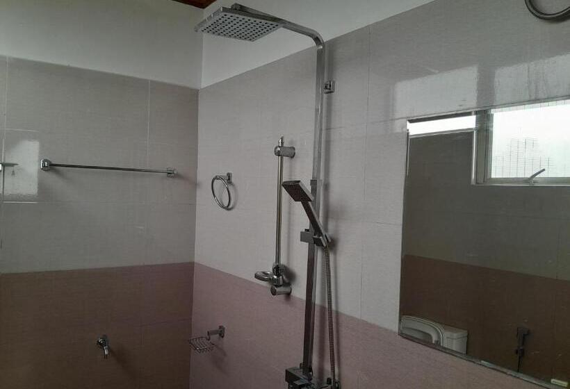 חדר משפתחתי סופריור, Creek View Inn