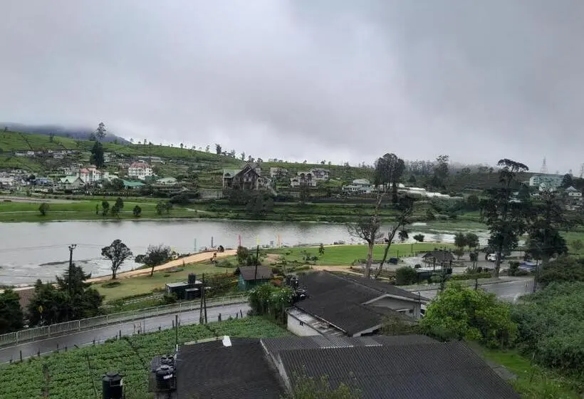 اتاق سوپریور خانوادگی, Creek View Inn
