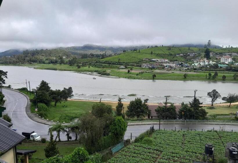 חדר משפתחתי סופריור, Creek View Inn