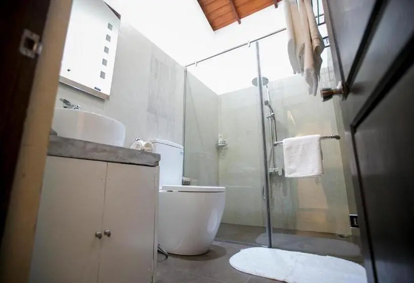Deluxe Kolmen Hengen Huone, Grand Casa