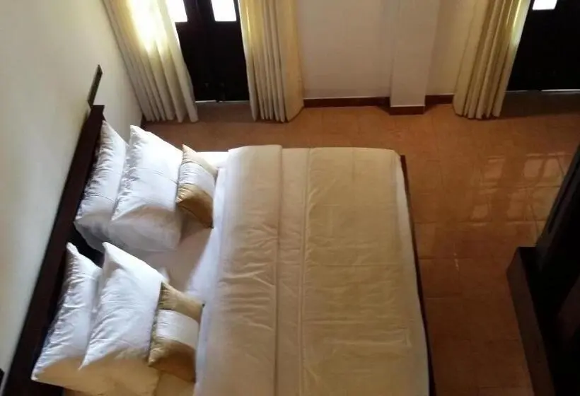 Perhesviitti, Grand Casa