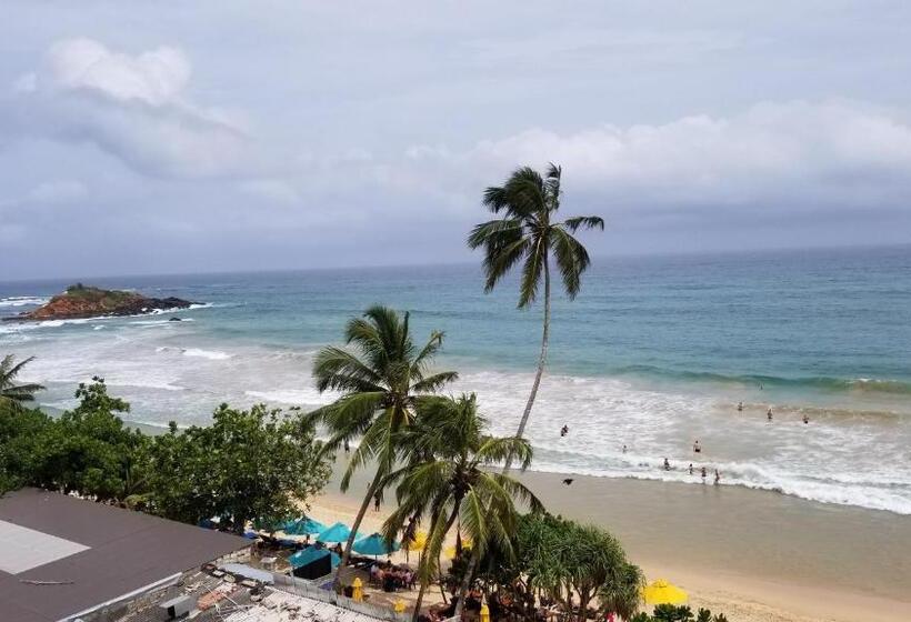 غرفة سوبيريور ثلاثية مطلّة علي البحر, Mirissa Heights