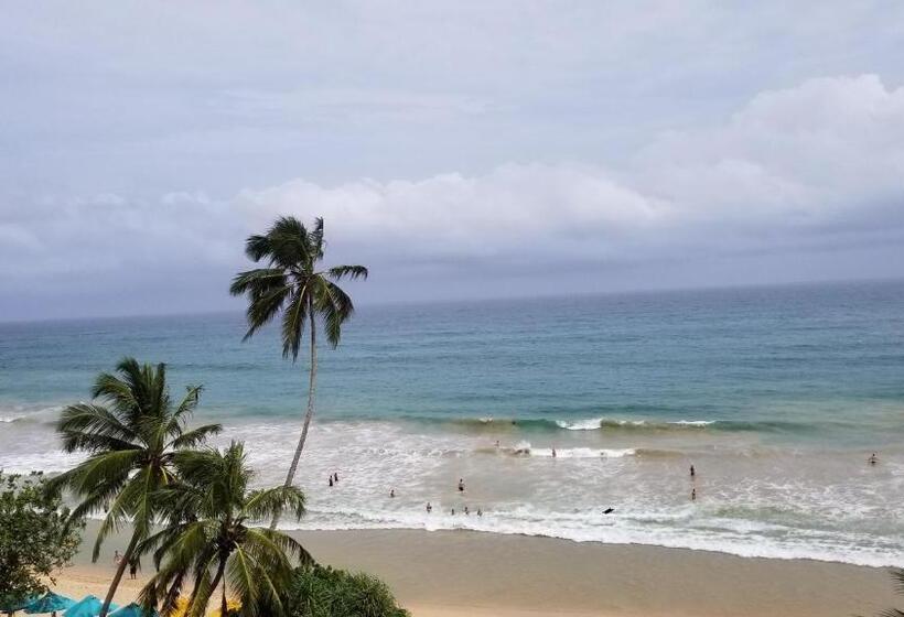 غرفة سوبيريور ثلاثية مطلّة علي البحر, Mirissa Heights