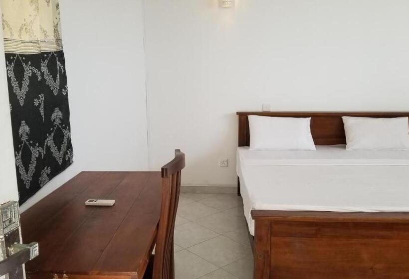 غرفة ديلوكس ثلاثية, Mirissa Heights