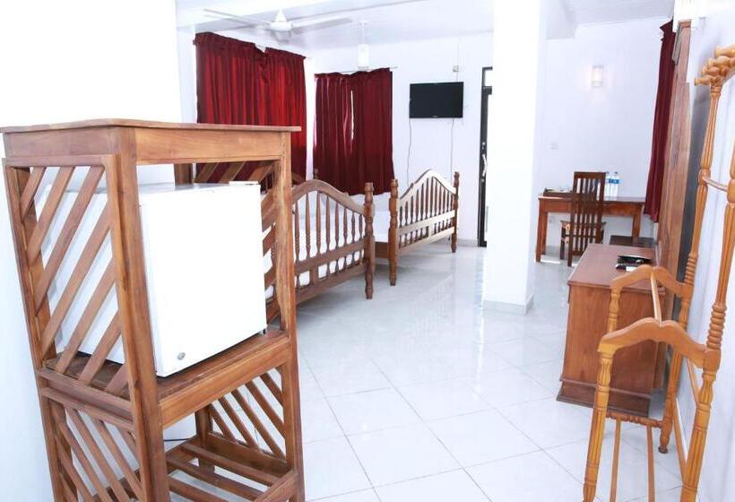 غرفة سوبيريور عائلية, Mirissa Heights