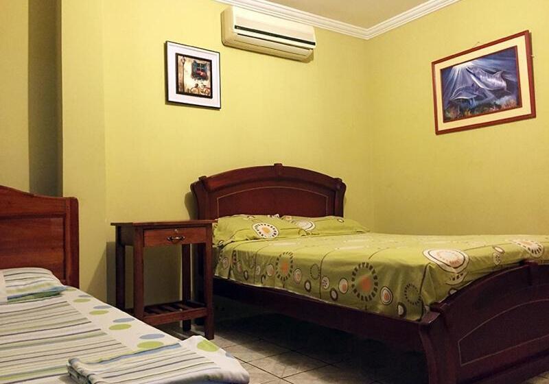 اتاق استاندارد سه نفره, Princess Mar Tonsupa