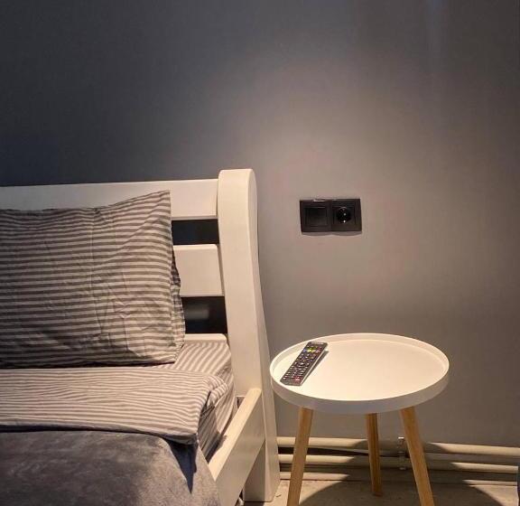 침실 3개 주택, заграйка