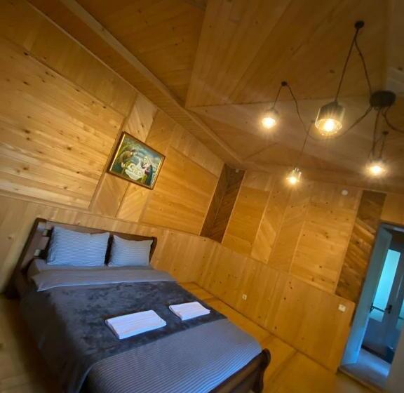 침실 3개 주택, заграйка