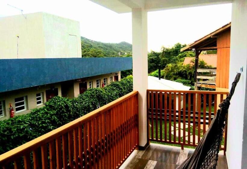 Családi Stúdió, Casablanca Do Rosa