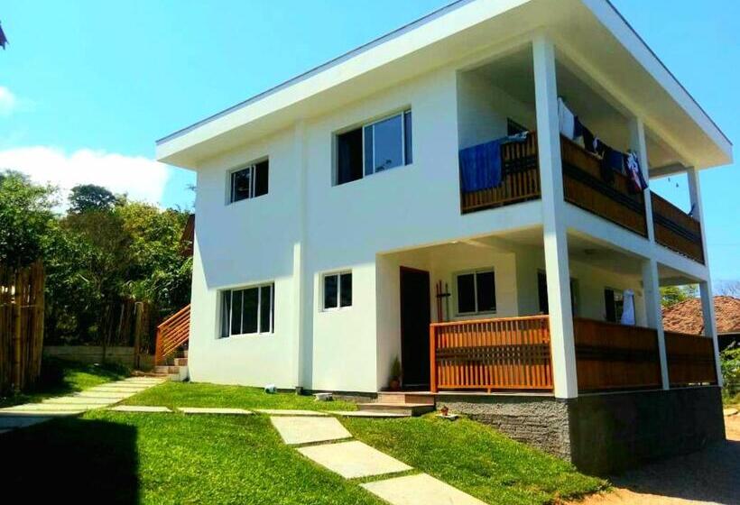 2 Szobás Ház, Casablanca Do Rosa