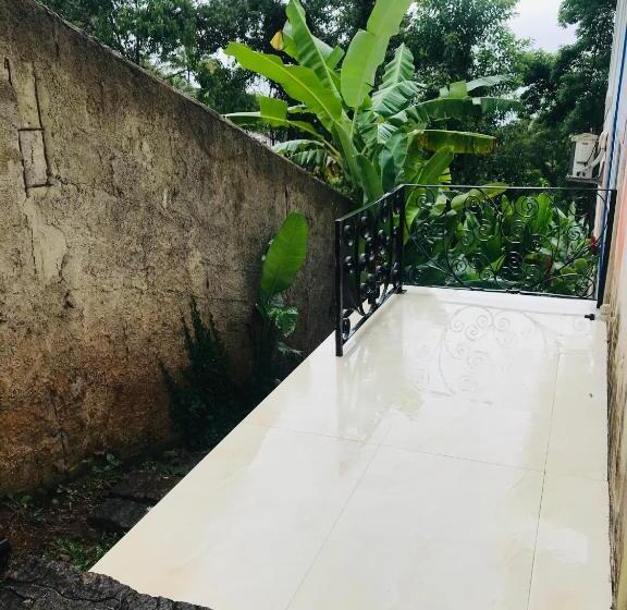 Люкс, Sky Lounge Suítes Rooftop Santa Mônica